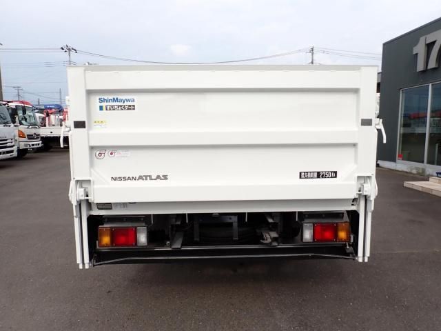 NISSAN ATLAS 2012 Image 31