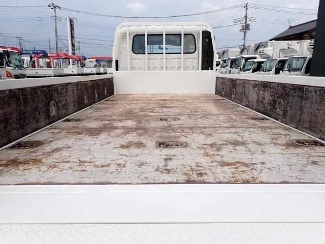 NISSAN ATLAS 2012 Image 31