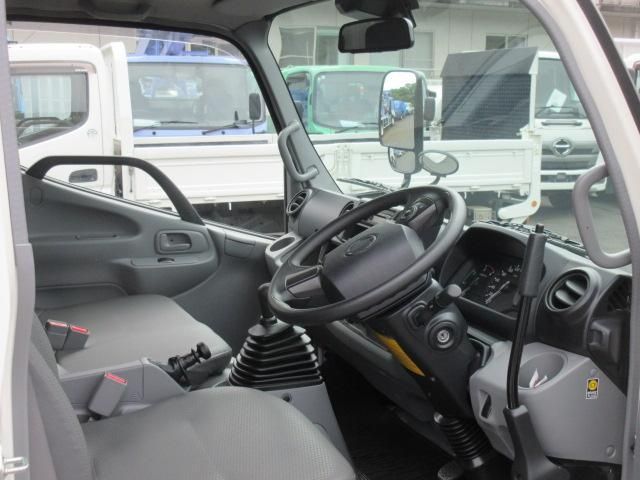 HINO DUTRO 2024 Image 31