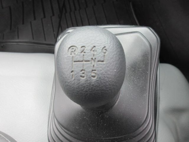 HINO DUTRO 2024 Image 31