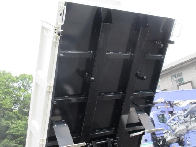 HINO DUTRO 2024 Image 31