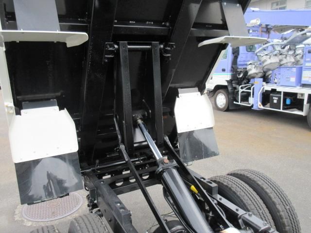 HINO DUTRO 2024 Image 31