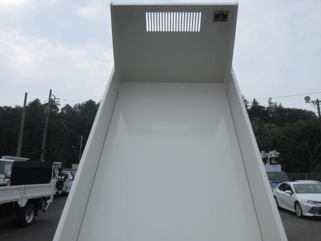 HINO DUTRO 2024 Image 31