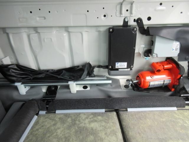 HINO DUTRO 2024 Image 31