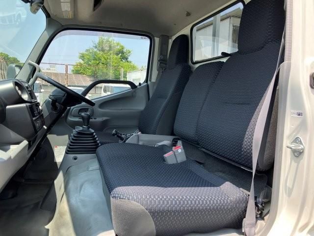 HINO DUTRO 2020 Image 31