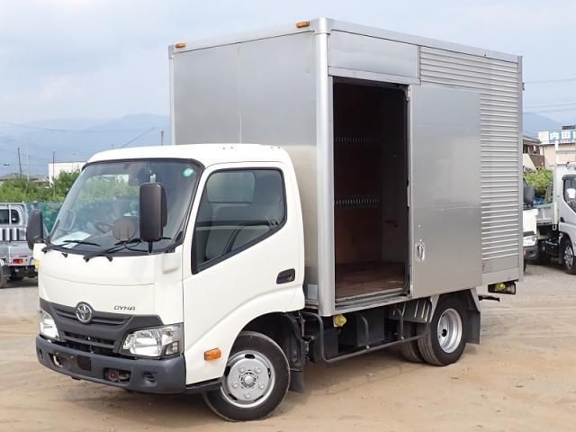 TOYOTA DYNA 2019 Image 31