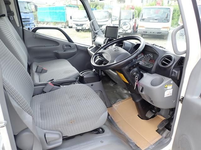 TOYOTA DYNA 2019 Image 31