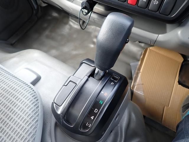 TOYOTA DYNA 2019 Image 31