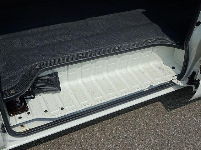 TOYOTA HIACE 2020 Image 31