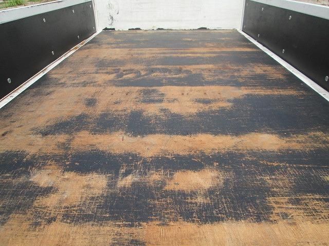 ISUZU ELF 2020 Image 31