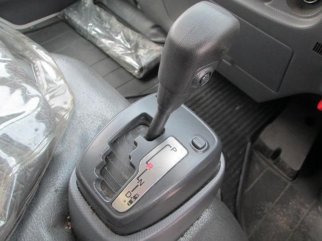 ISUZU ELF 2020 Image 31