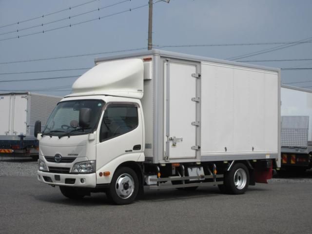 HINO DUTRO 2019 Image 31