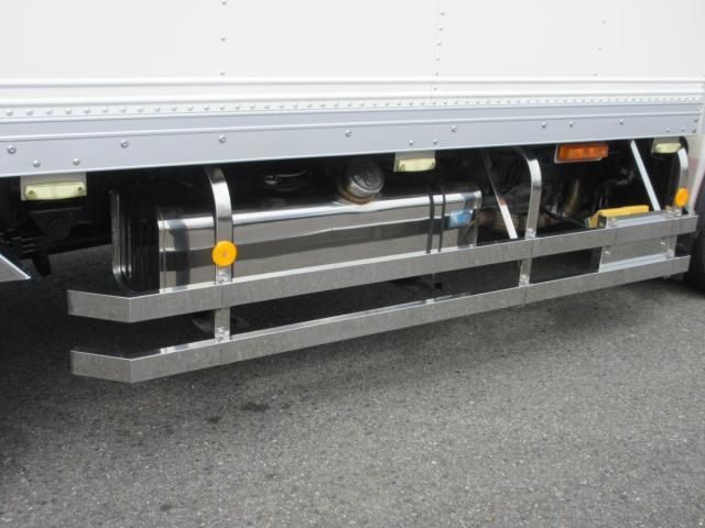 HINO DUTRO 2019 Image 31