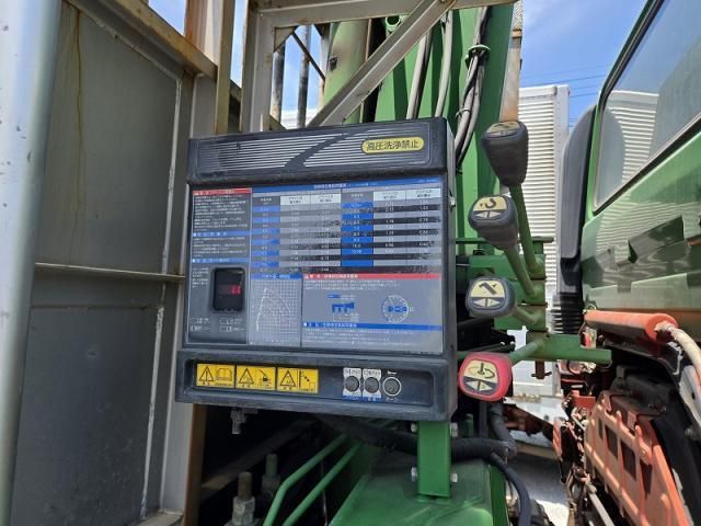 NISSAN DIESEL QUON 2013 Image 31