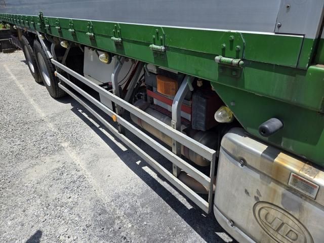 NISSAN DIESEL QUON 2013 Image 31