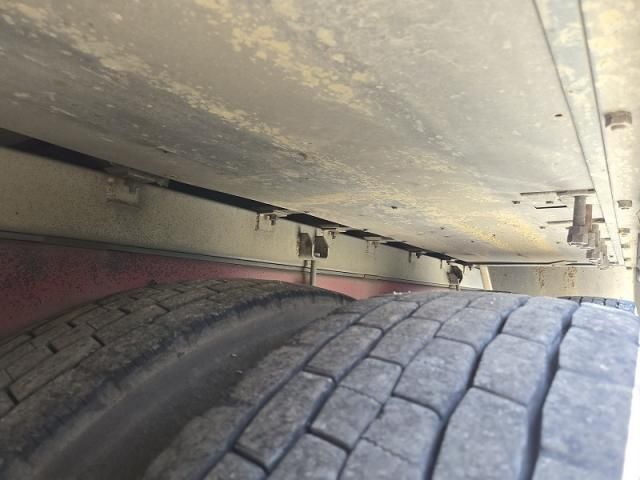 NISSAN DIESEL QUON 2013 Image 31