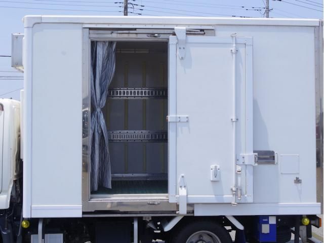 HINO DUTRO 2017 Image 31