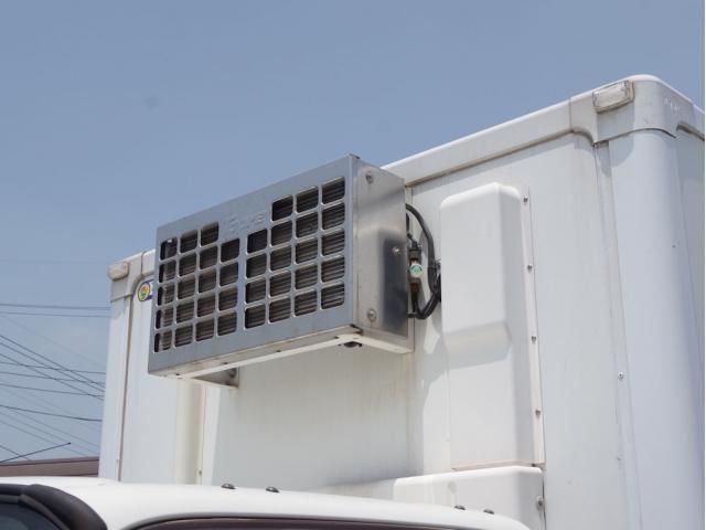 HINO DUTRO 2017 Image 31