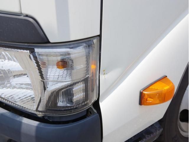 HINO DUTRO 2017 Image 31