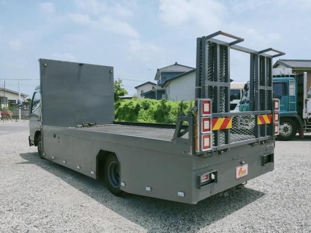 MITSUBISHI CANTER 2004 Image 31