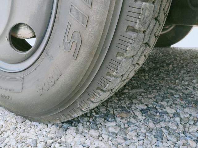 MITSUBISHI CANTER 2004 Image 31