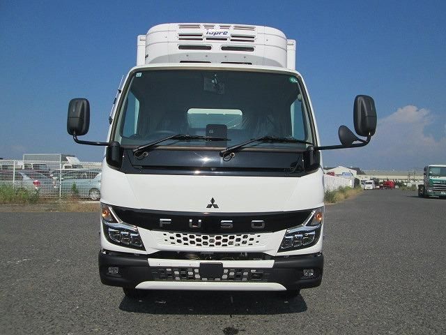 MITSUBISHI CANTER 2024 Image 31