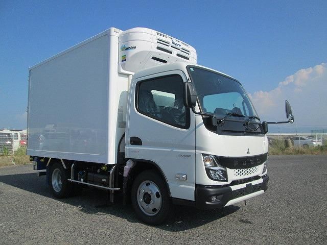 MITSUBISHI CANTER 2024 Image 31