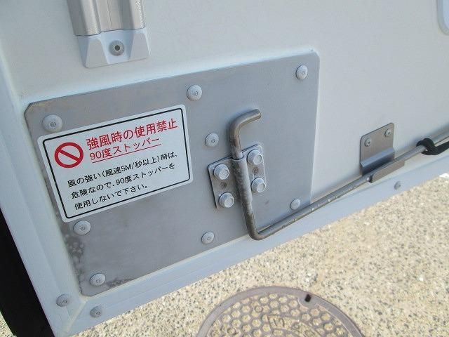 MITSUBISHI CANTER 2024 Image 31