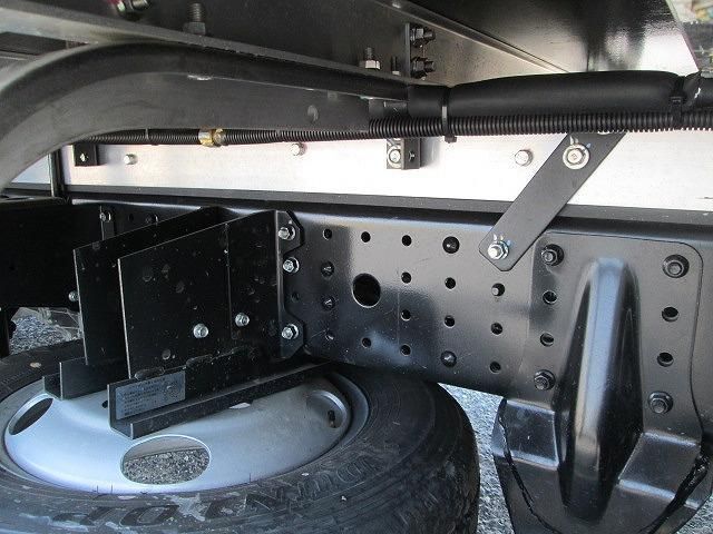 MITSUBISHI CANTER 2024 Image 31