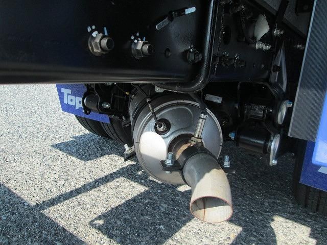 MITSUBISHI CANTER 2024 Image 31