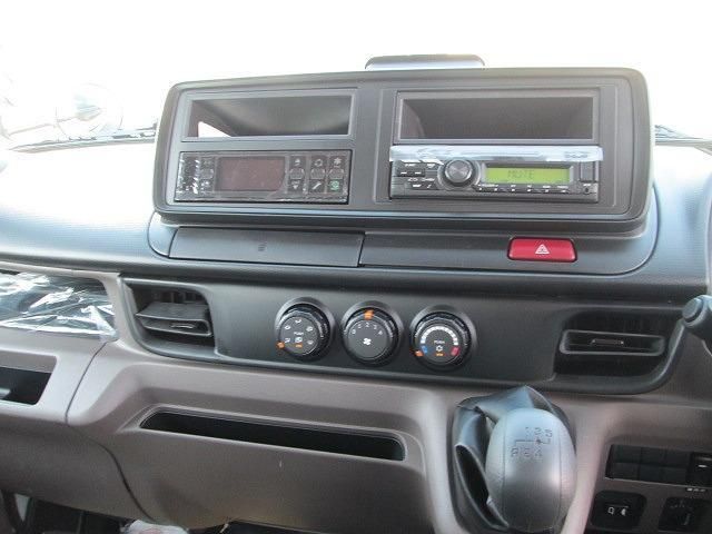 MITSUBISHI CANTER 2024 Image 31