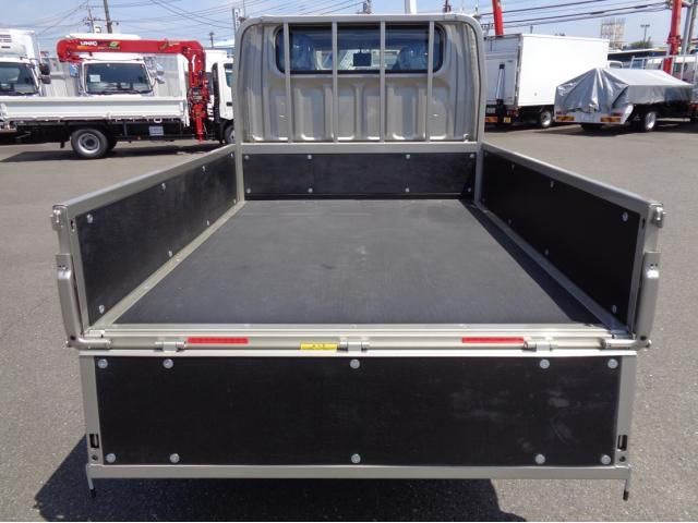 MITSUBISHI CANTER 2024 Image 31