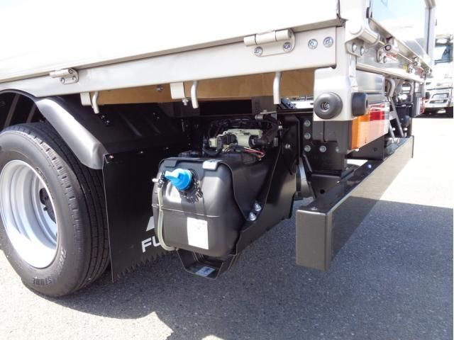 MITSUBISHI CANTER 2024 Image 31