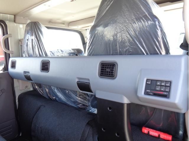 MITSUBISHI CANTER 2024 Image 31