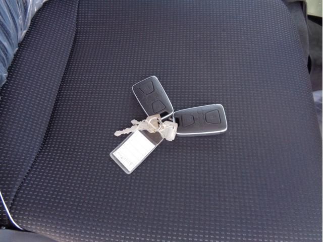 MITSUBISHI CANTER 2024 Image 31