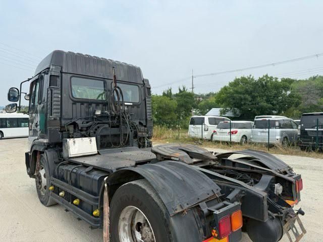 HINO PROFIA 2001 Image 31