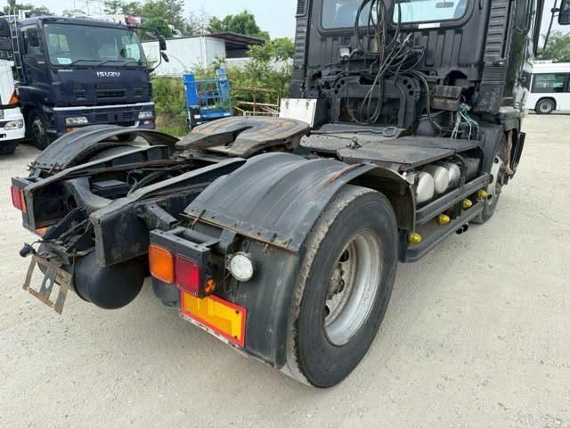 HINO PROFIA 2001 Image 31