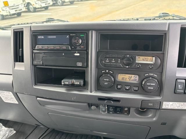 ISUZU FORWARD 2019 Image 31