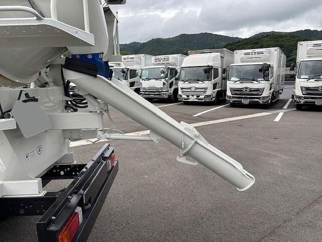 HINO DUTRO 2024 Image 31