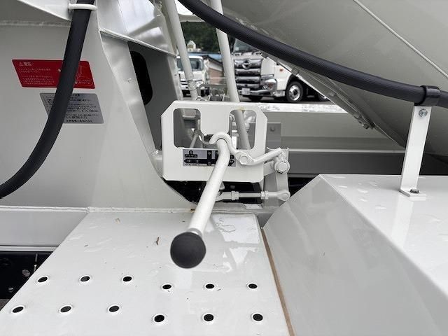 HINO DUTRO 2024 Image 31