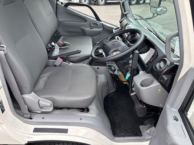 HINO DUTRO 2024 Image 31