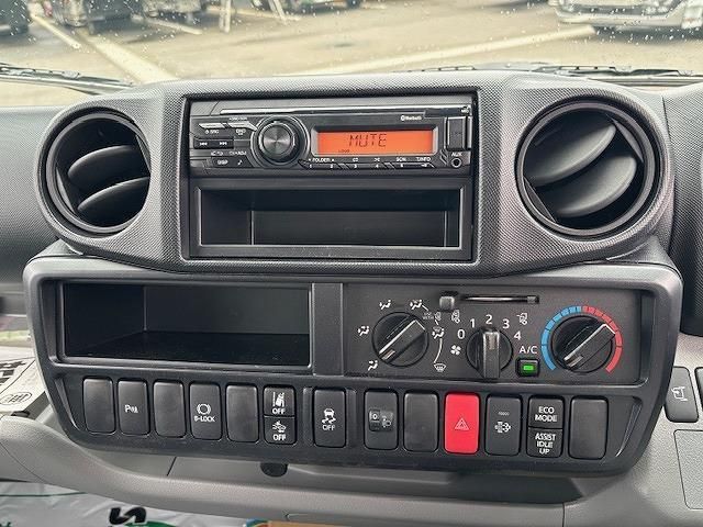 HINO DUTRO 2024 Image 31