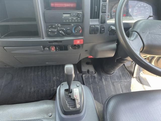 ISUZU ELF 2013 Image 31