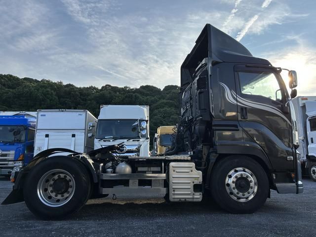 ISUZU GIGA 2018 Image 31