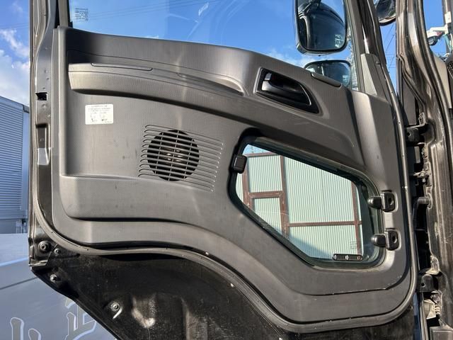 ISUZU GIGA 2018 Image 31