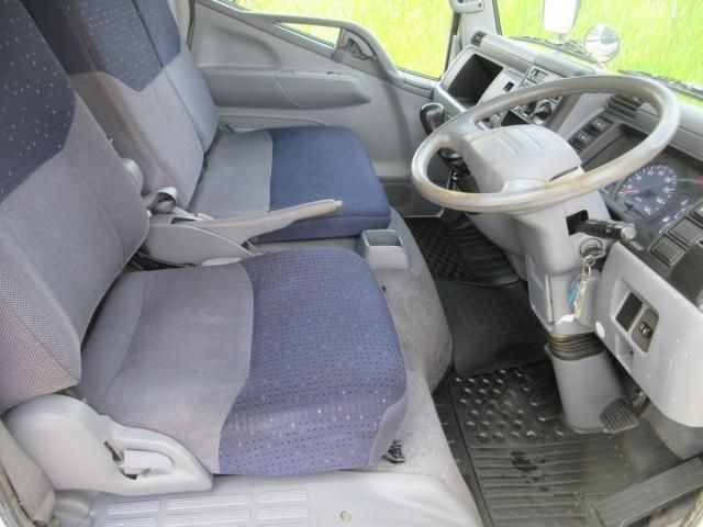 MITSUBISHI CANTER 2005 Image 31