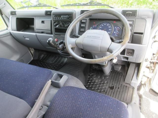MITSUBISHI CANTER 2005 Image 31