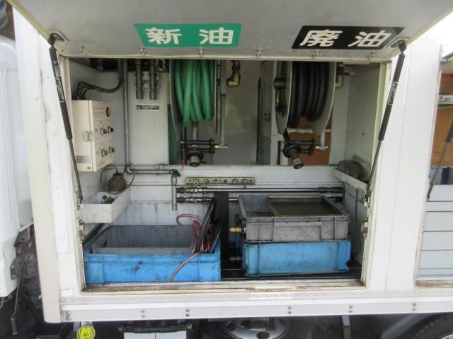 MITSUBISHI CANTER 2005 Image 31