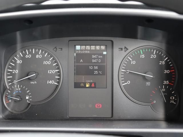 MITSUBISHI FUSOU FIGHTER 2025 Image 31