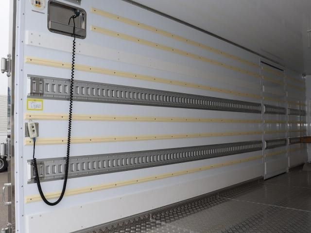 MITSUBISHI FUSOU FIGHTER 2025 Image 31